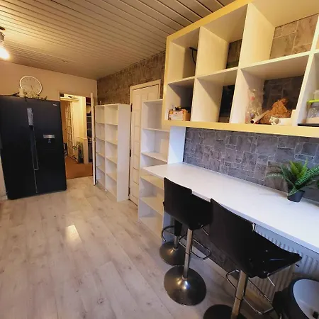 14 Allee Du Gacet 홈스테이